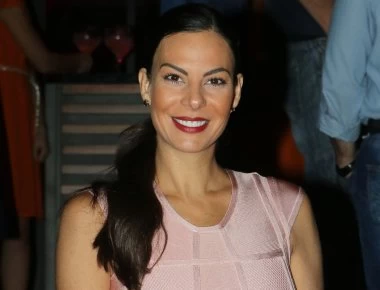 Εύη Βατίδου: «Έχω στήσει παπαρατσικο, τα περισσότερα όμως είναι πιο οργανωμένα» (βίντεο)